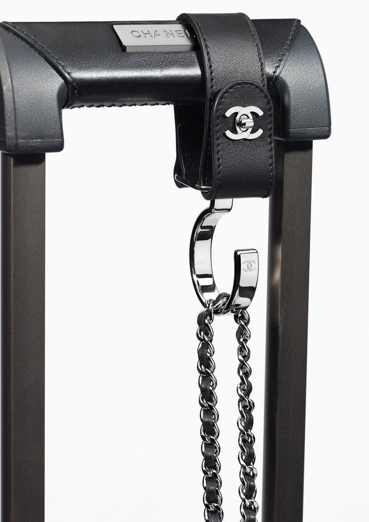 Chanel-Luggage-Hooks-3