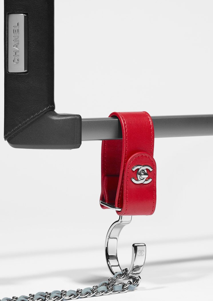 Chanel-Luggage-Hooks-4