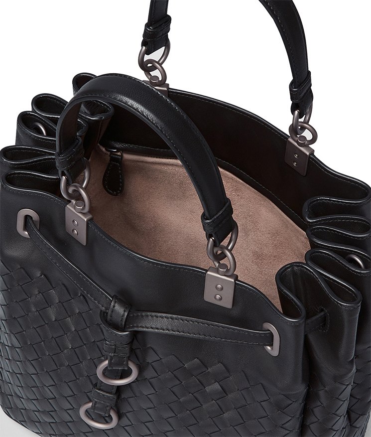 Bottega-Veneta-Intrecciato-Nappa-Bucket-Bag-5