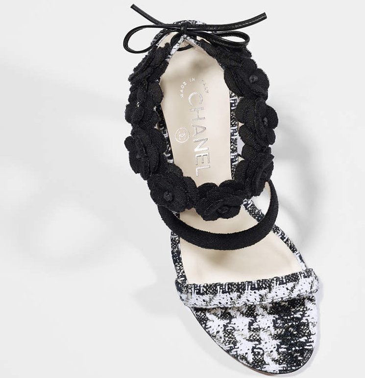 Chanel-Sandals-For-The-Spring-Summer-2016-Collection-2