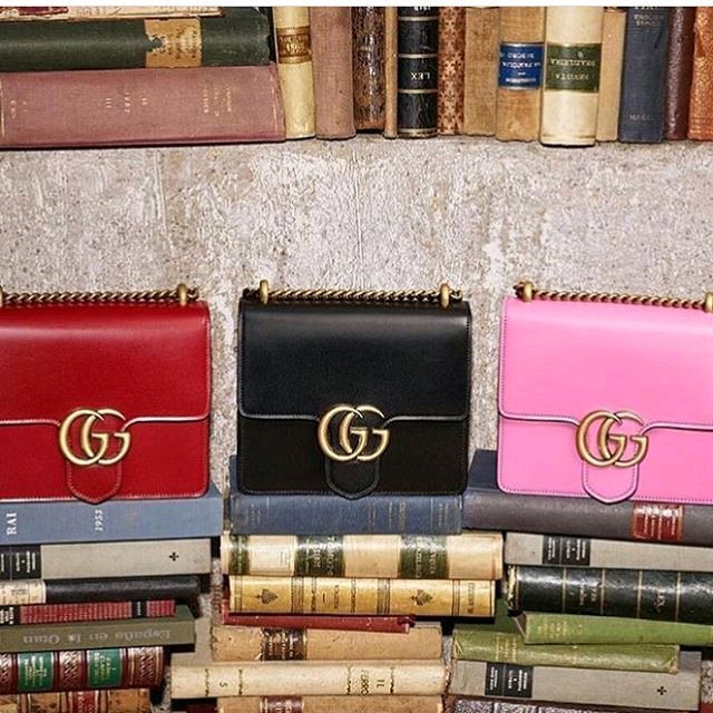 A-Closer-Look-Gucci-GG-Marmont-Shoulder-Bag