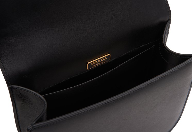 Prada-Pionniere-Bag-8