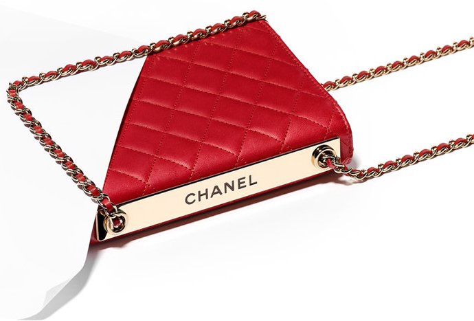 chanel-red-trendy-cc-woc-2