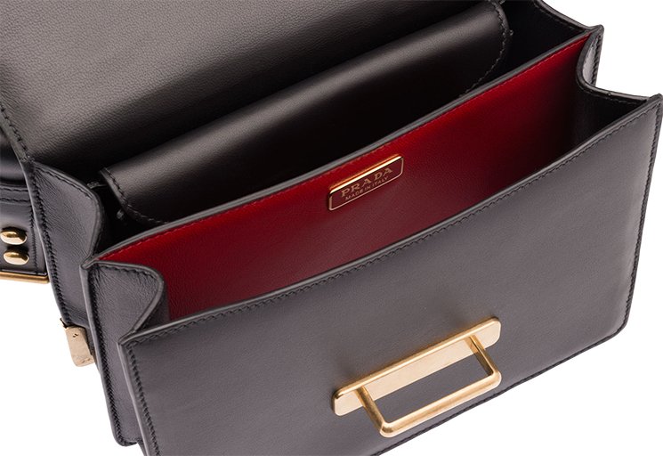 Prada-Cahier-Bag-4