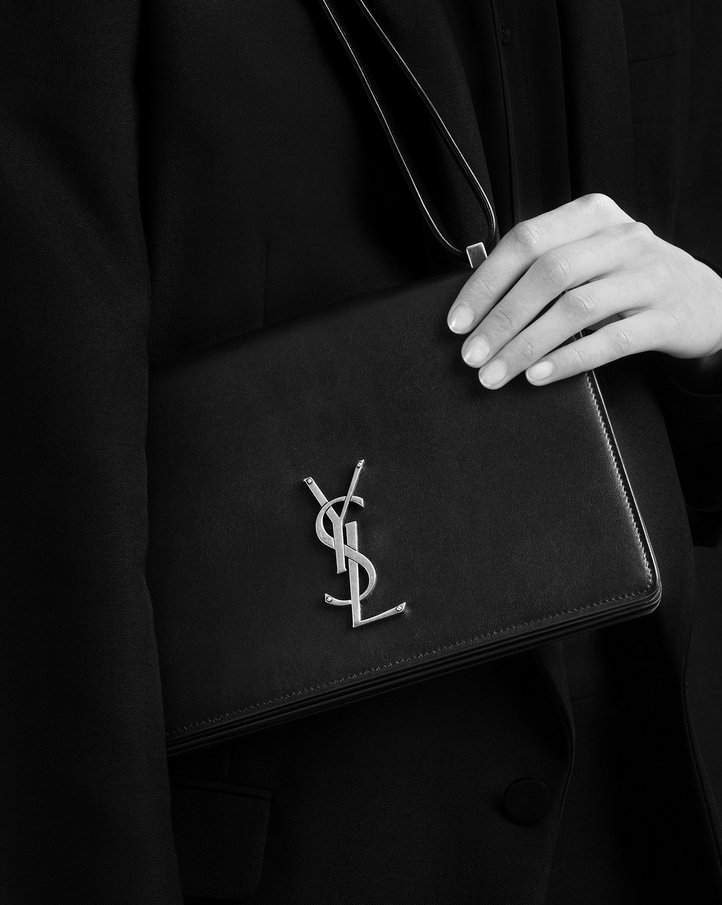 Saint-Laurent-Dylan-Monogram-Bag-4