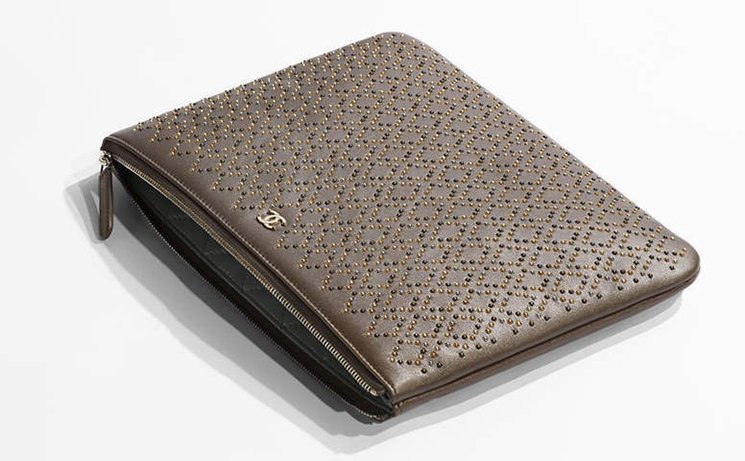 Chanel-Studded-O-Case-2