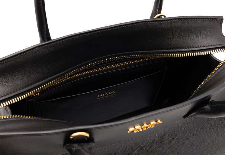 Prada-Esplanade-Tote-Bag-4