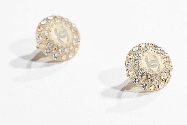 chanel-golden-cc-earrings-2