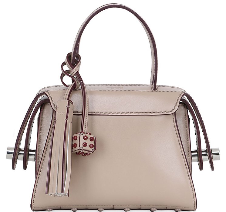 tods-twist-bag-2