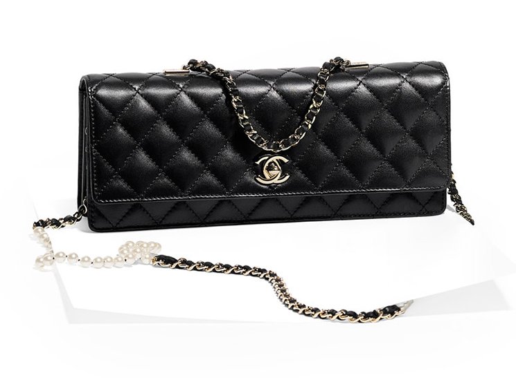 chanel-fantasy-pearls-flap-bag-3