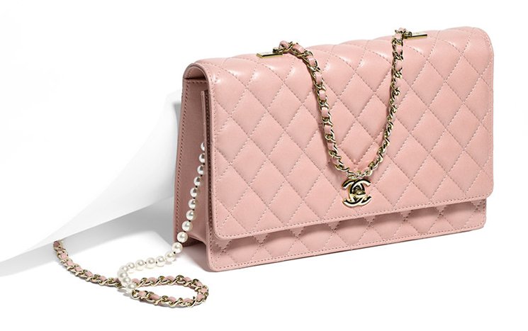 chanel-fantasy-pearls-flap-bag-5