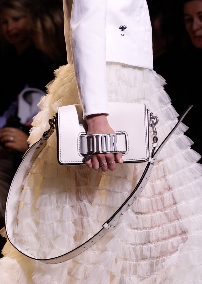 dior-spring-summer-2017-runway-bag-collection-17