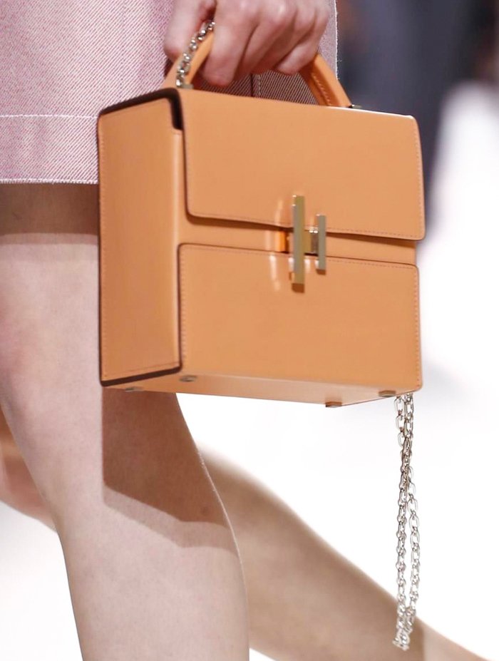 hermes-spring-summer-2017-runway-bag-collection-5