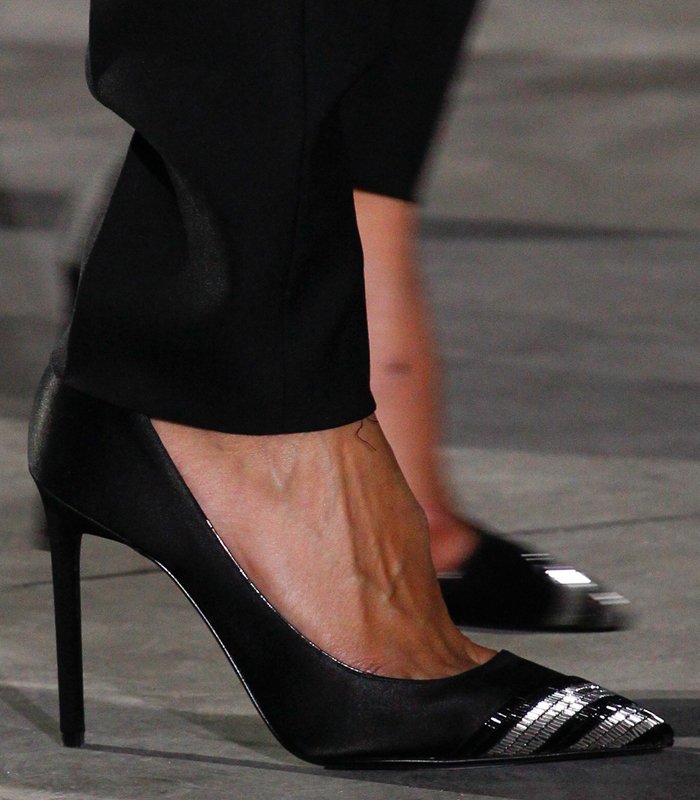 saint-laurent-spring-summer-2017-pumps-3