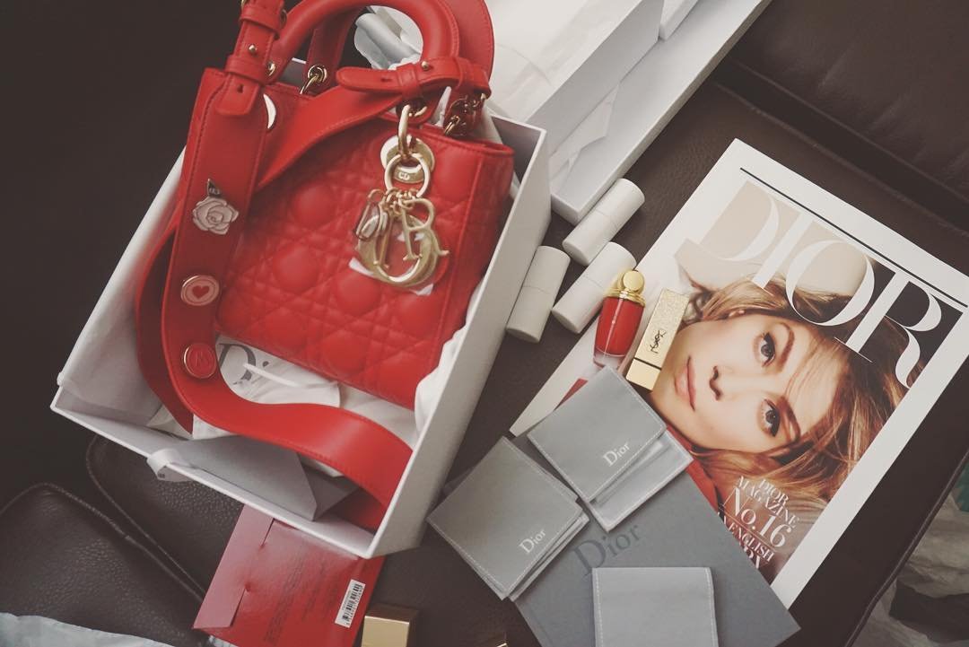 a-closer-look-my-lady-dior-bag-and-lucky-badges