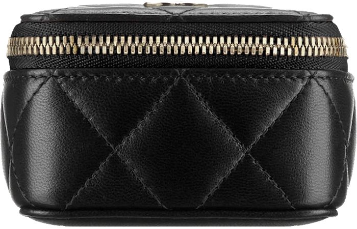 chanel-small-quilted-pouch