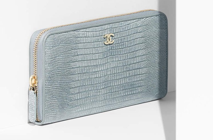 chanel-lizard-zip-around-wallet-2