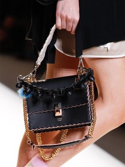 fendi-kan-i-scalloped-bag-4