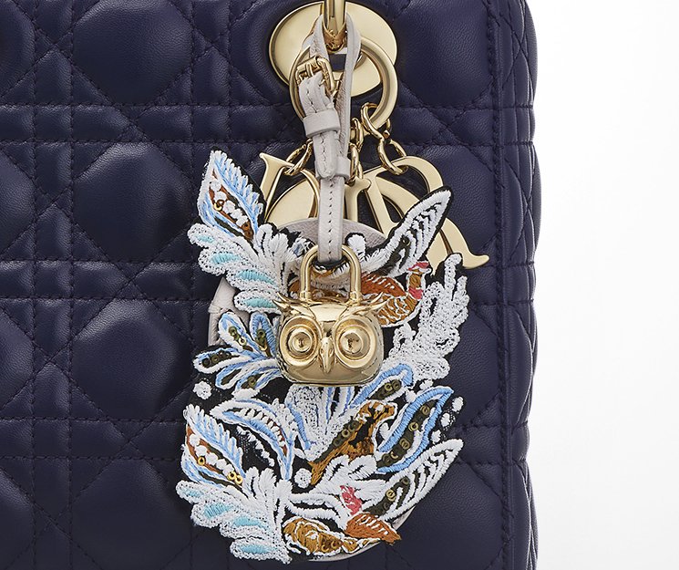 lady-dior-bag-with-embroidered-address-tag-14