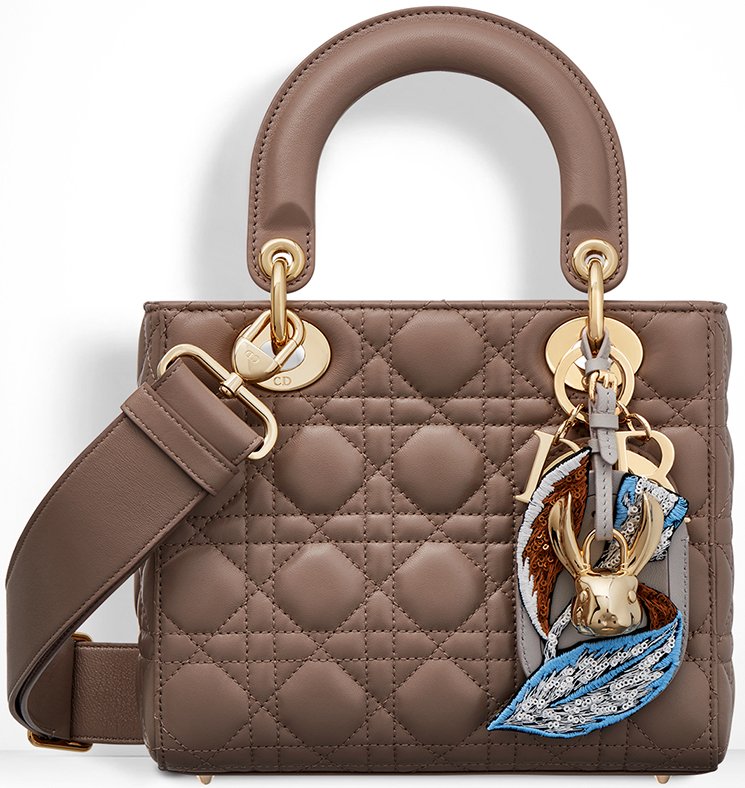 lady-dior-bag-with-embroidered-address-tag-6