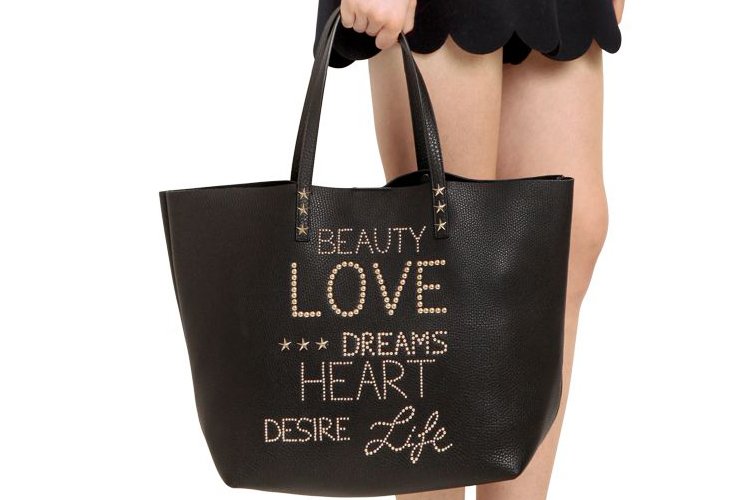 red-valentino-beauty-love-dreams-heart-desire-life-bag-6