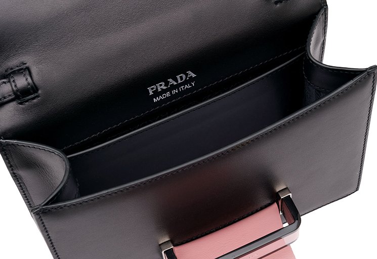 Prada-Plex-Ribbon-Bag-6