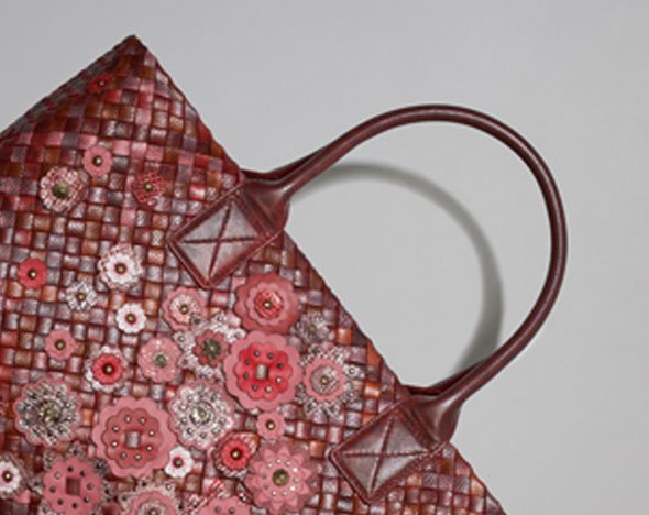 Bottega-Veneta-Flower-Knot-Bag-3