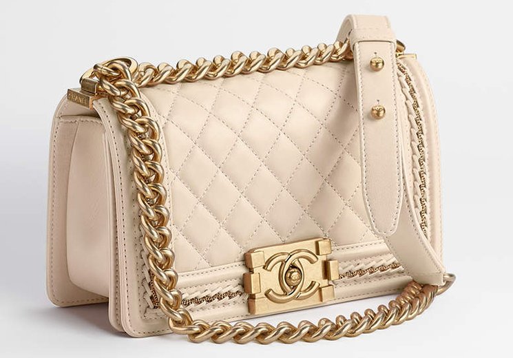 Boy-Chanel-Beauty-Chain-Around-Bag-7