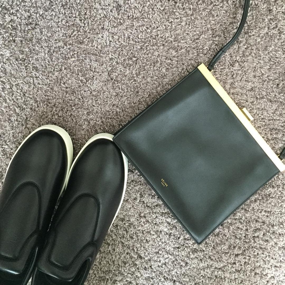 Celine-Mini-Clasp-Shoulder-Bag-5