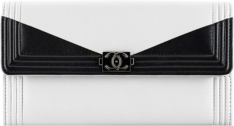 Boy-Chanel-Triangle-Bi-Color-Wallets-3