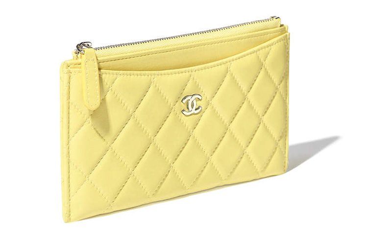 Chanel-Classic-Pouches-3