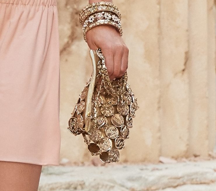 Chanel-Cruise-2018-Runway-Bag-Collection-1-14