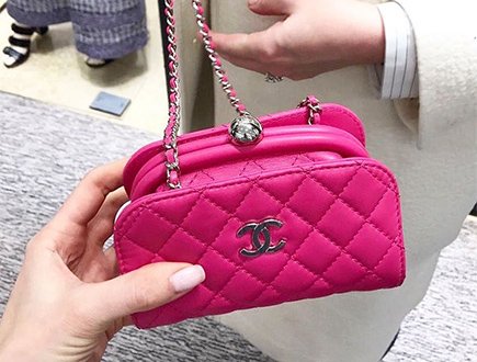 Chanel Lady Clutch with Chain thumb