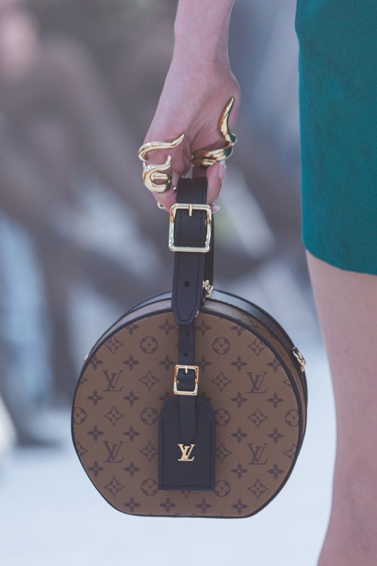 Louis-Vuitton-Cruise-2018-Runway-Bag-Collection-13