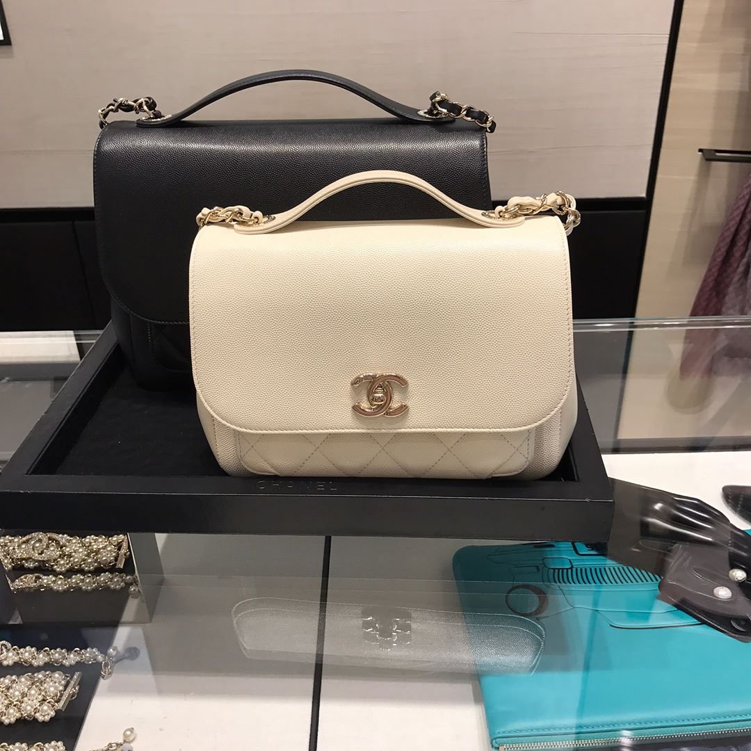 Chanel-Business-Affinity-Bag-5