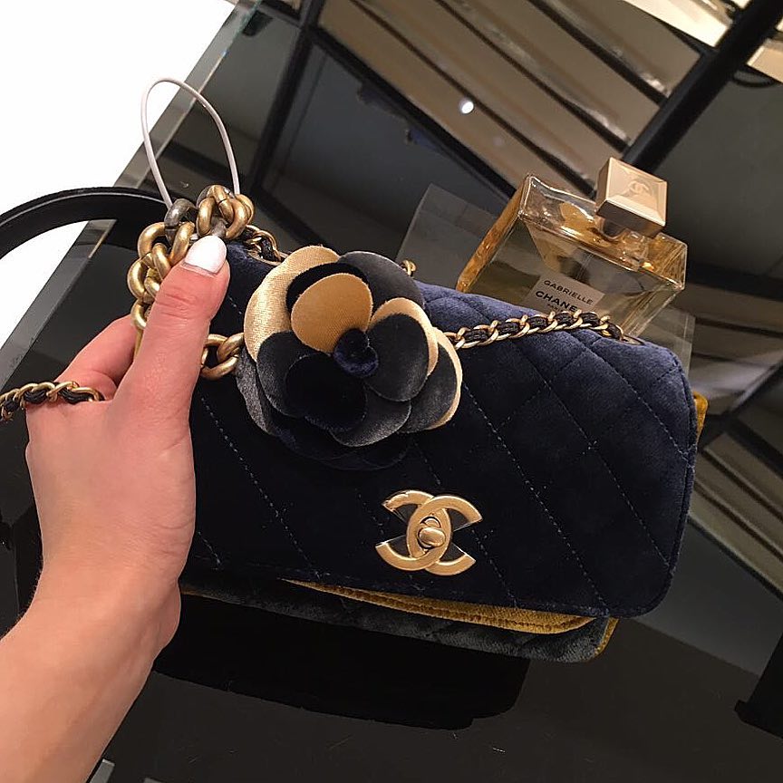 Chanel-Camellia-Flower-Flap-Bag