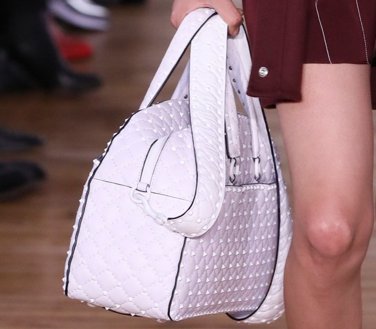 Valentino-Resort-2018-Runway-Bag-Collection-6