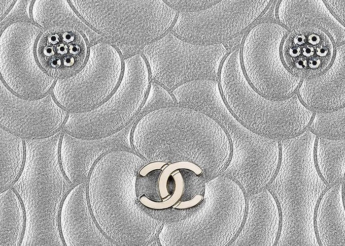 Chanel-Diamante-Camellia-Quilted-WOC-5