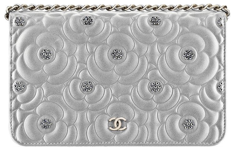 Chanel-Diamante-Camellia-Quilted-WOC