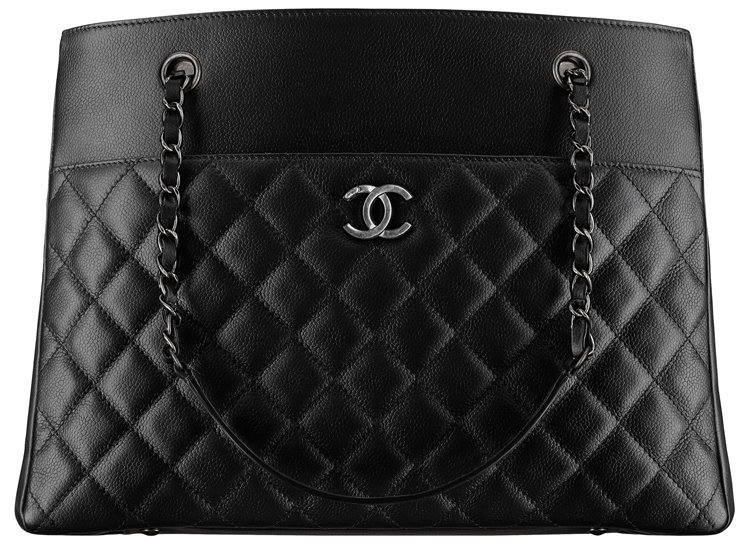 Chanel-Grained-Calfskin-Large-Zipped-Shopping-Bag-43