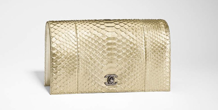 Chanel-Python-Clutch-With-Chain-3