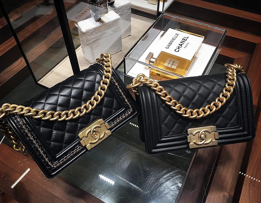 Chanel-Boy-Bag-With-Chain-Or-Without-Chain