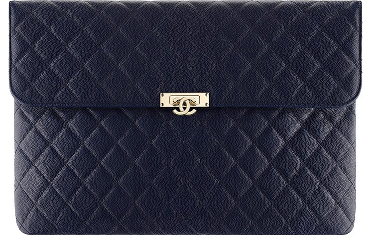 Chanel-Golden-Class-CC-O-Case