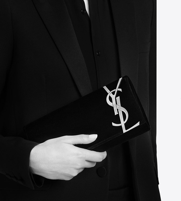 Saint-Laurent-Smoking-Clutch-8