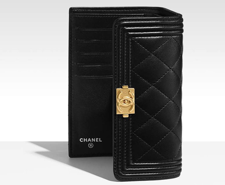 Boy-Chanel-Small-Flap-Wallet-2