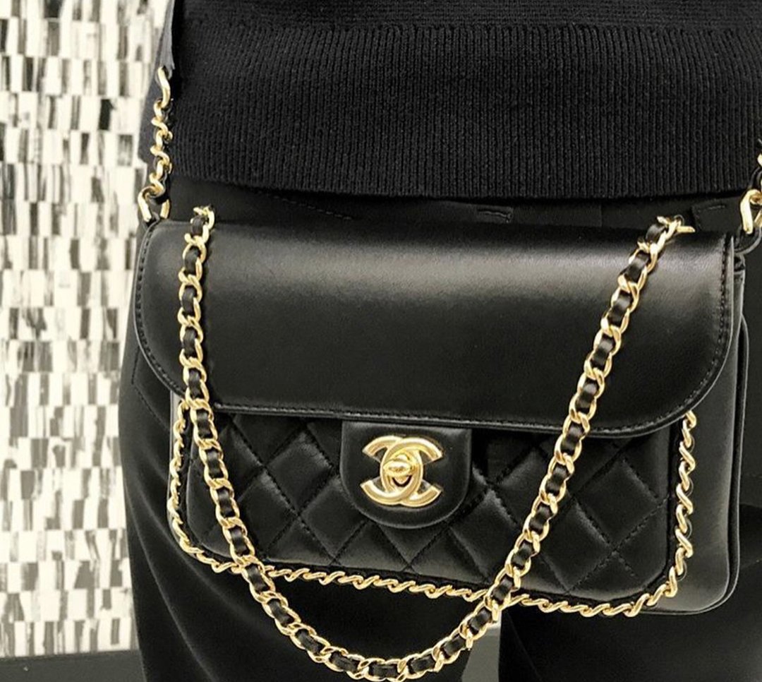 Chanel-CC-Unchained-Bag-32