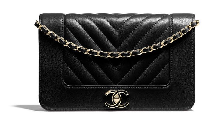 Chanel-Mademoiselle-Vintage-Chevron-WOC-2