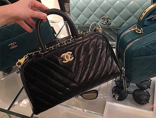 Chanel CC Chevron Tote Bag thumb