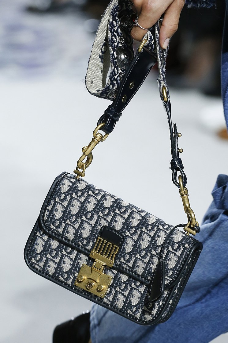 Dior-Spring-Summer-2018-Runway-Bag-Collection-5