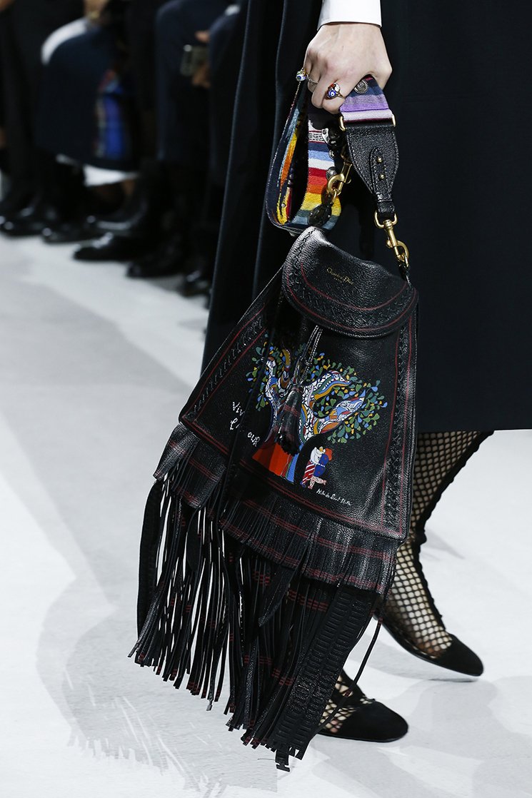 Dior-Spring-Summer-2018-Runway-Bag-Collection-6